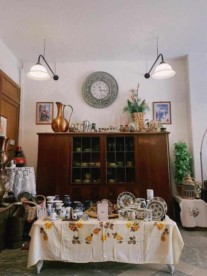 Manee Guesthouse And Record บ้านมานี Chiang Mai Buitenkant foto