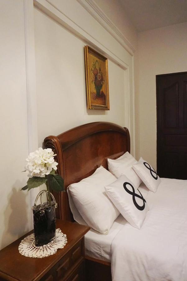 Manee Guesthouse And Record บ้านมานี Chiang Mai Buitenkant foto