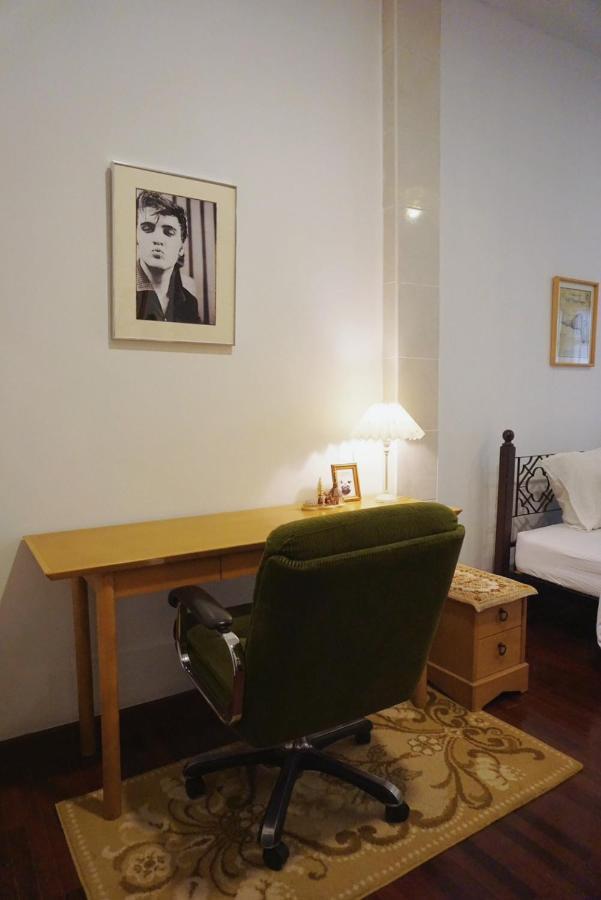 Manee Guesthouse And Record บ้านมานี Chiang Mai Buitenkant foto