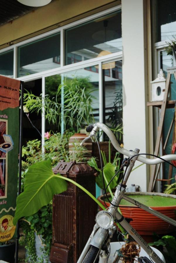Manee Guesthouse And Record บ้านมานี Chiang Mai Buitenkant foto