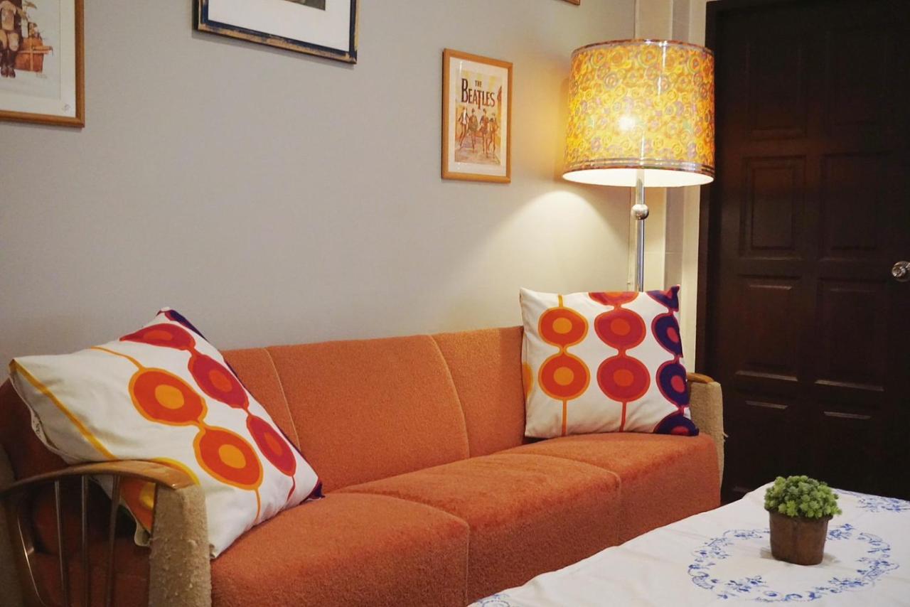 Manee Guesthouse And Record บ้านมานี Chiang Mai Buitenkant foto