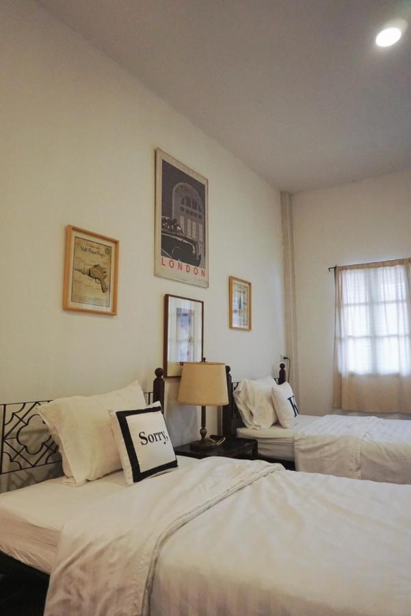 Manee Guesthouse And Record บ้านมานี Chiang Mai Buitenkant foto