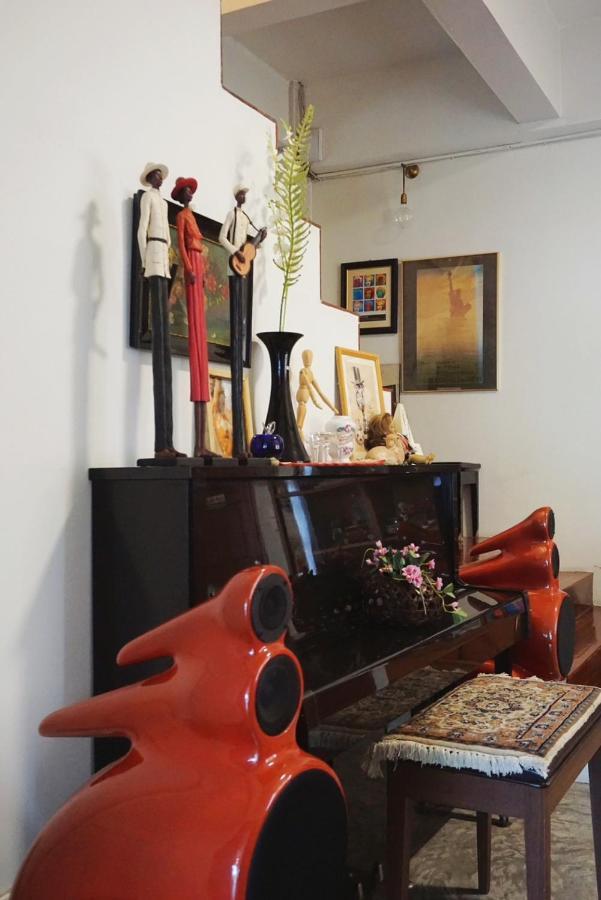 Manee Guesthouse And Record บ้านมานี Chiang Mai Buitenkant foto