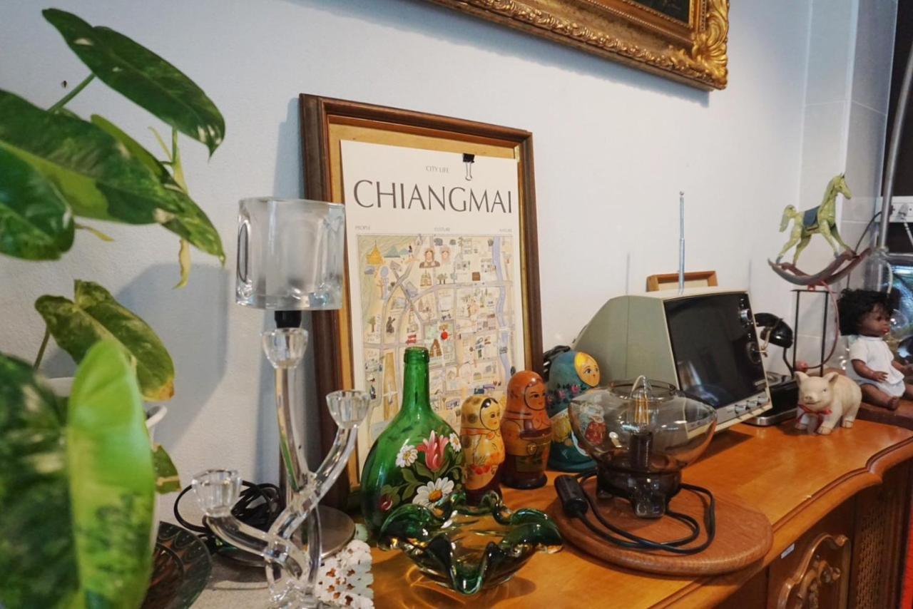 Manee Guesthouse And Record บ้านมานี Chiang Mai Buitenkant foto